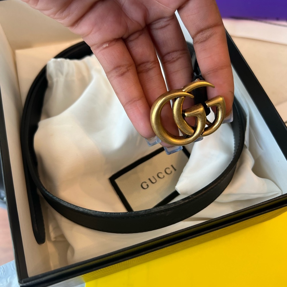 GUCCI LEATHER BELT WITH DOUBLE G BUCKLE